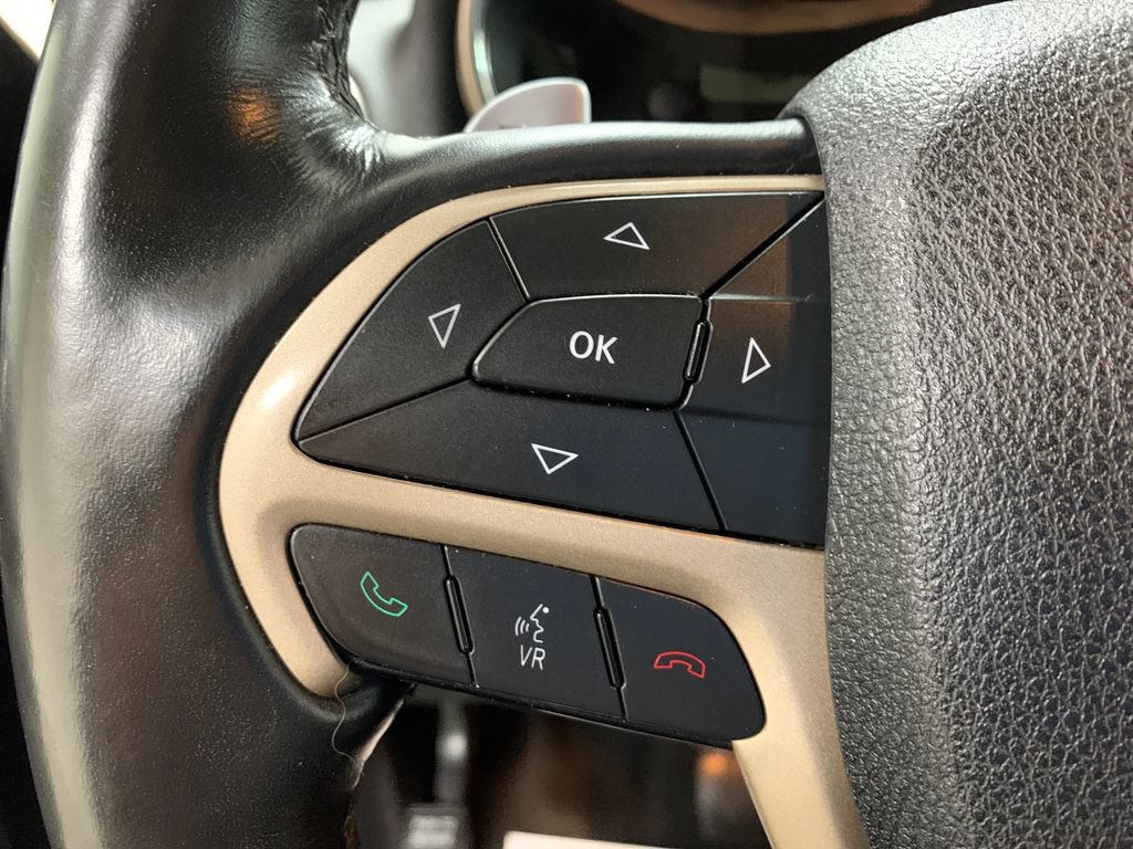 Used 2015 Jeep Grand Cherokee Limited AWD/4WD image 23