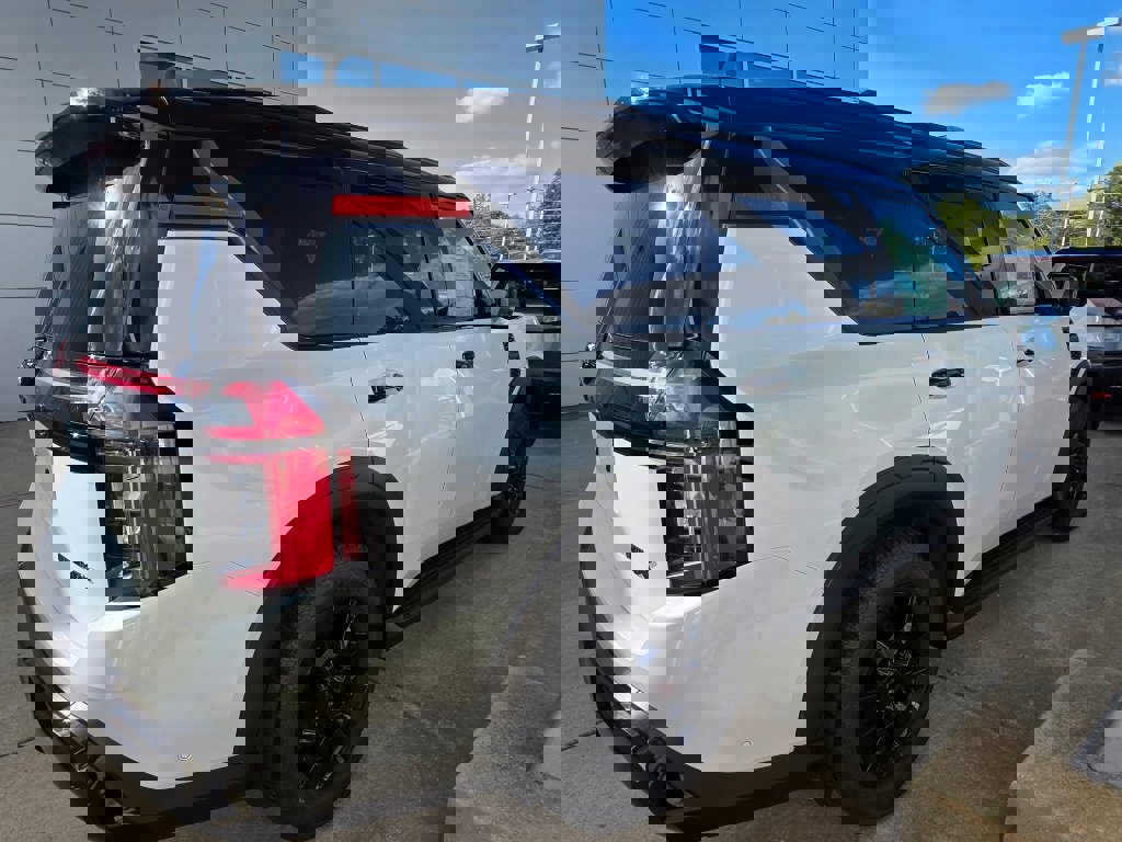 New 2026 Nissan Armada PRO-4X w/ Captain's Chari Seat Package image 3