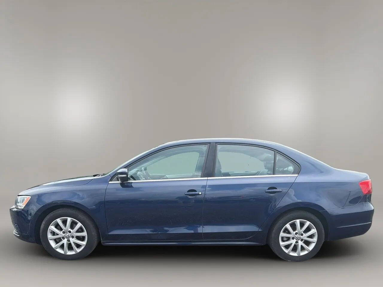 Used 2014 Volkswagen Jetta SE FWD image 4