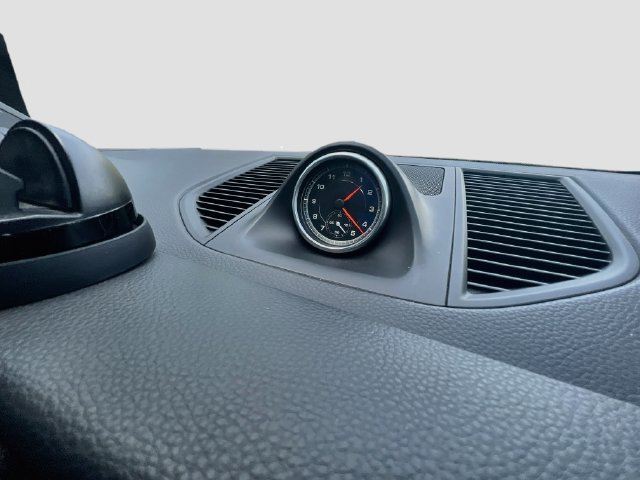 Certified 2020 Porsche Macan AWD/4WD image 37
