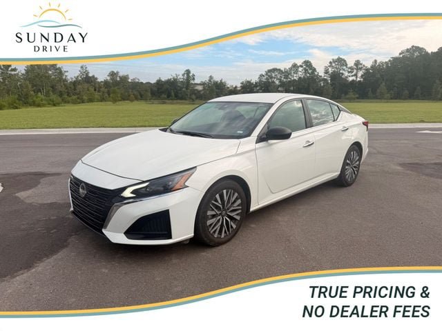 Used 2025 Nissan Altima 2.5 SV