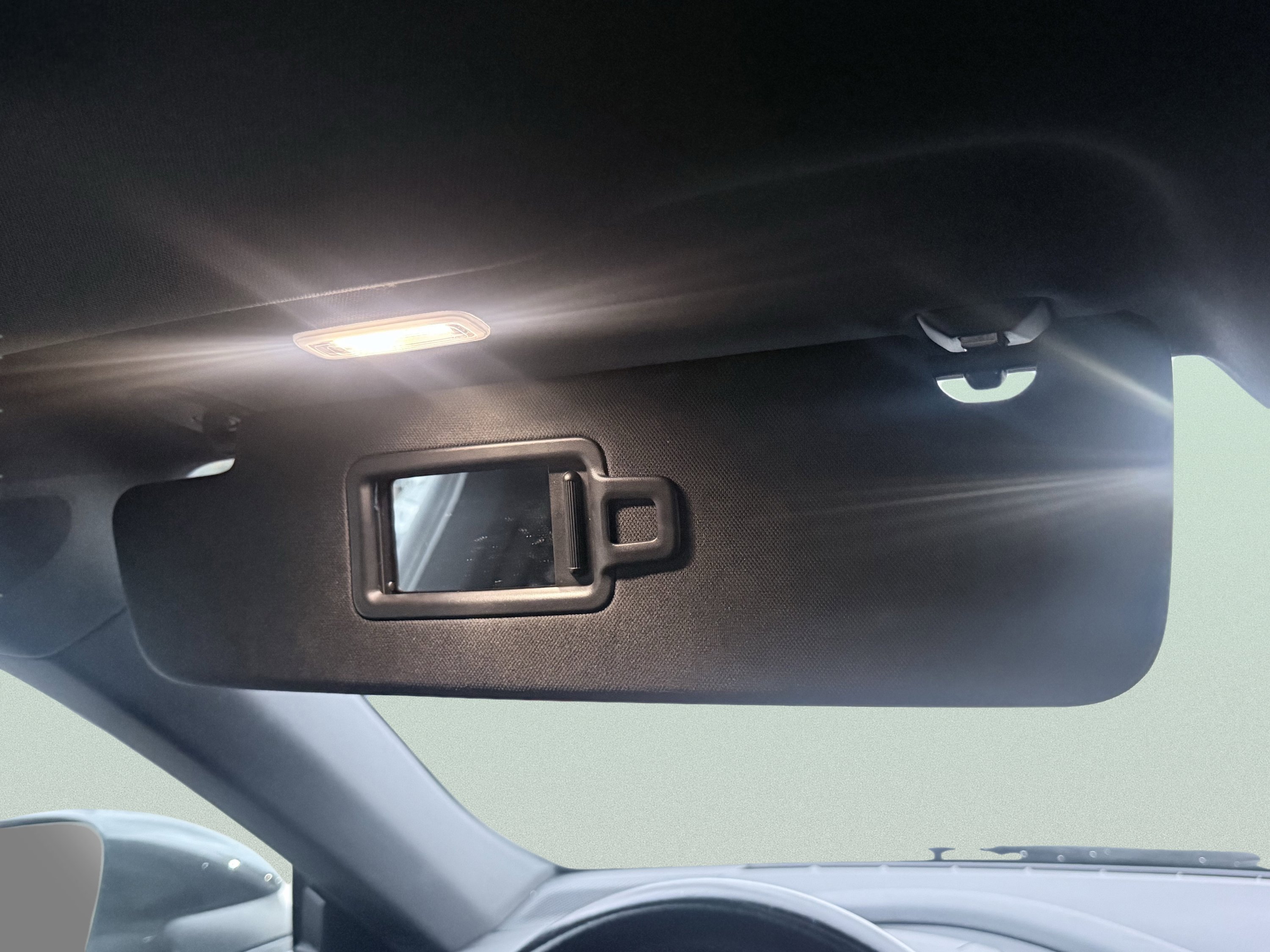 Used 2023 Porsche Taycan image 39