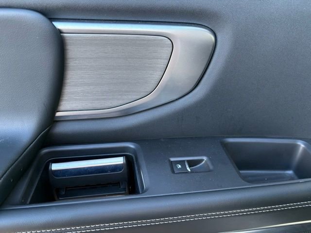 Used 2025 Ford Expedition Platinum image 17