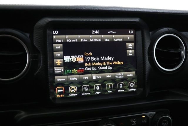 Used 2023 Jeep Wrangler Unlimited Sahara w/ Cold Weather Group AWD/4WD image 26
