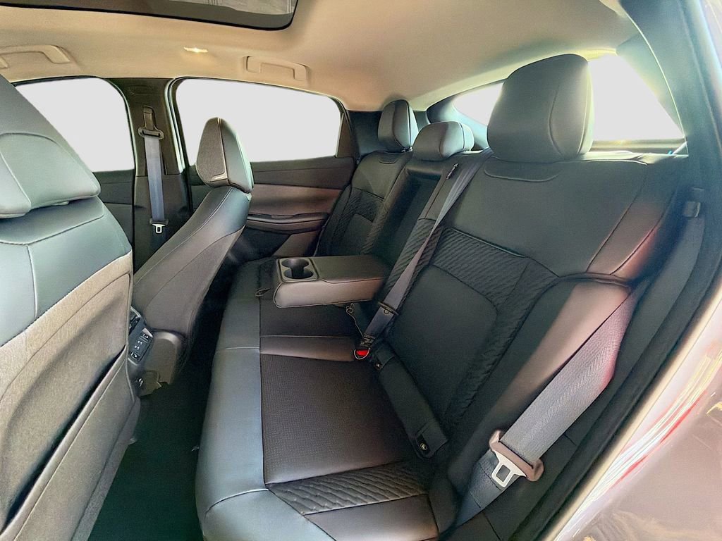 New 2026 Nissan Leaf Platinum+ w/ Cargo Package (Platinum+) image 26