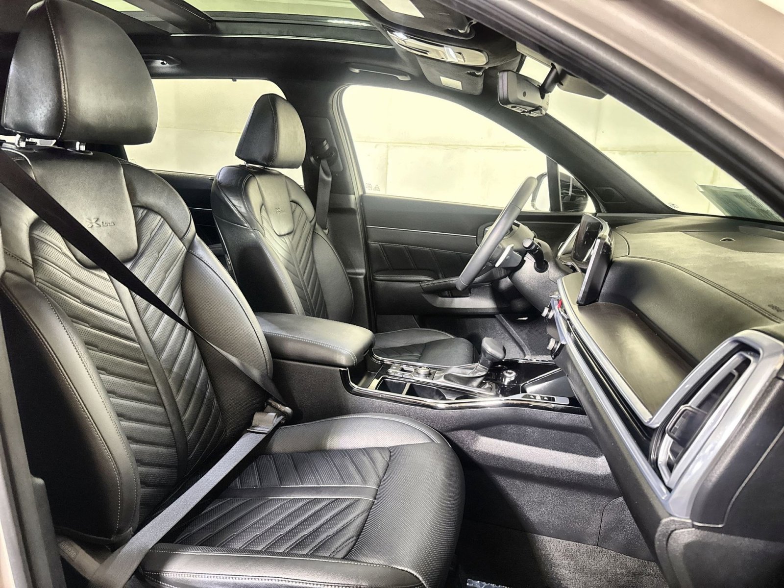 Used 2024 Kia Sorento SX Prestige image 28