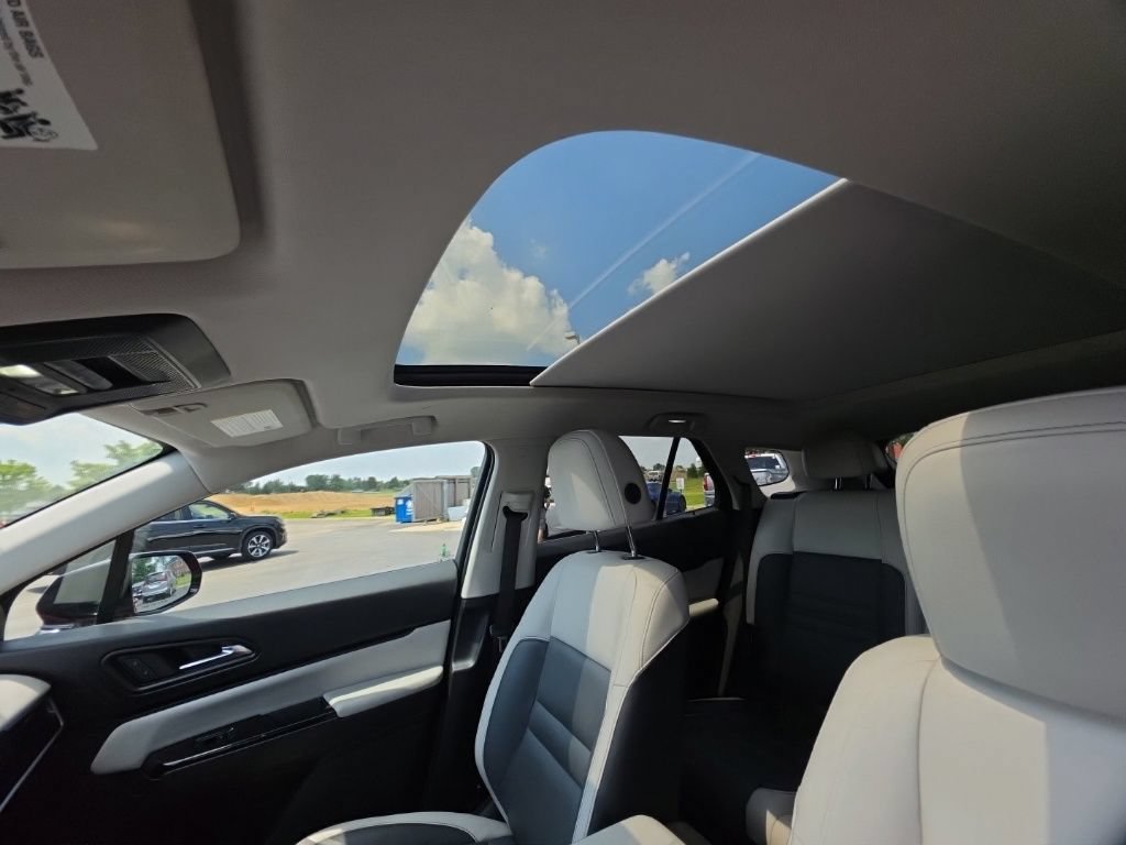 Certified 2024 Honda Prologue Touring image 15