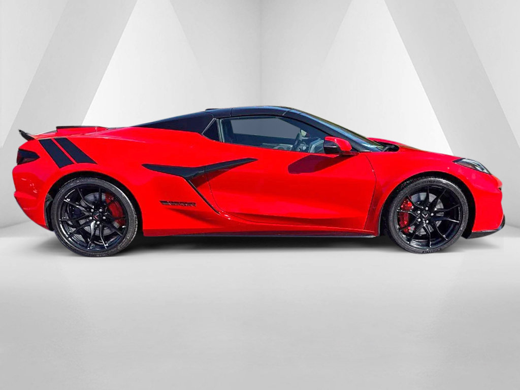 New 2027 Chevrolet Corvette Grand Sport w/ Z52 Sport Performance Package RWD image 8