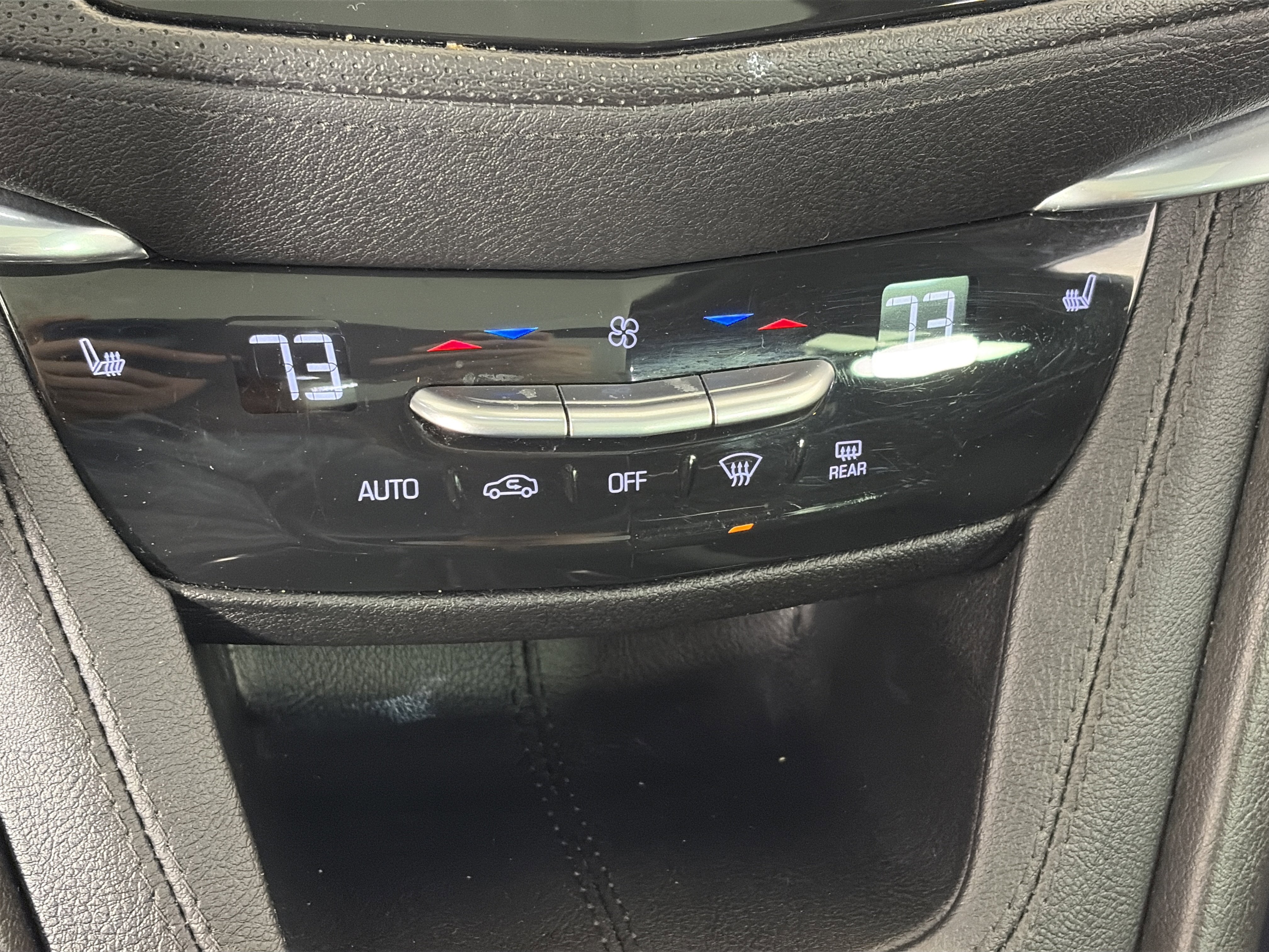 Used 2023 Cadillac XT5 Premium Luxury w/ Technology Package image 26