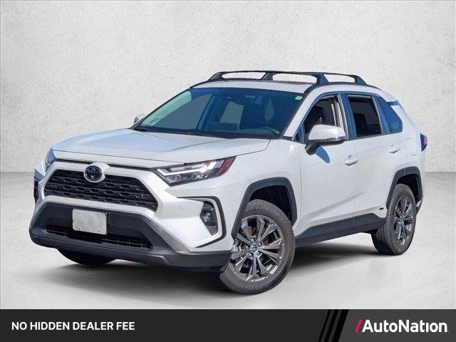 Used 2025 Toyota RAV4 XLE Premium w/ Weather Package AWD/4WD image 1