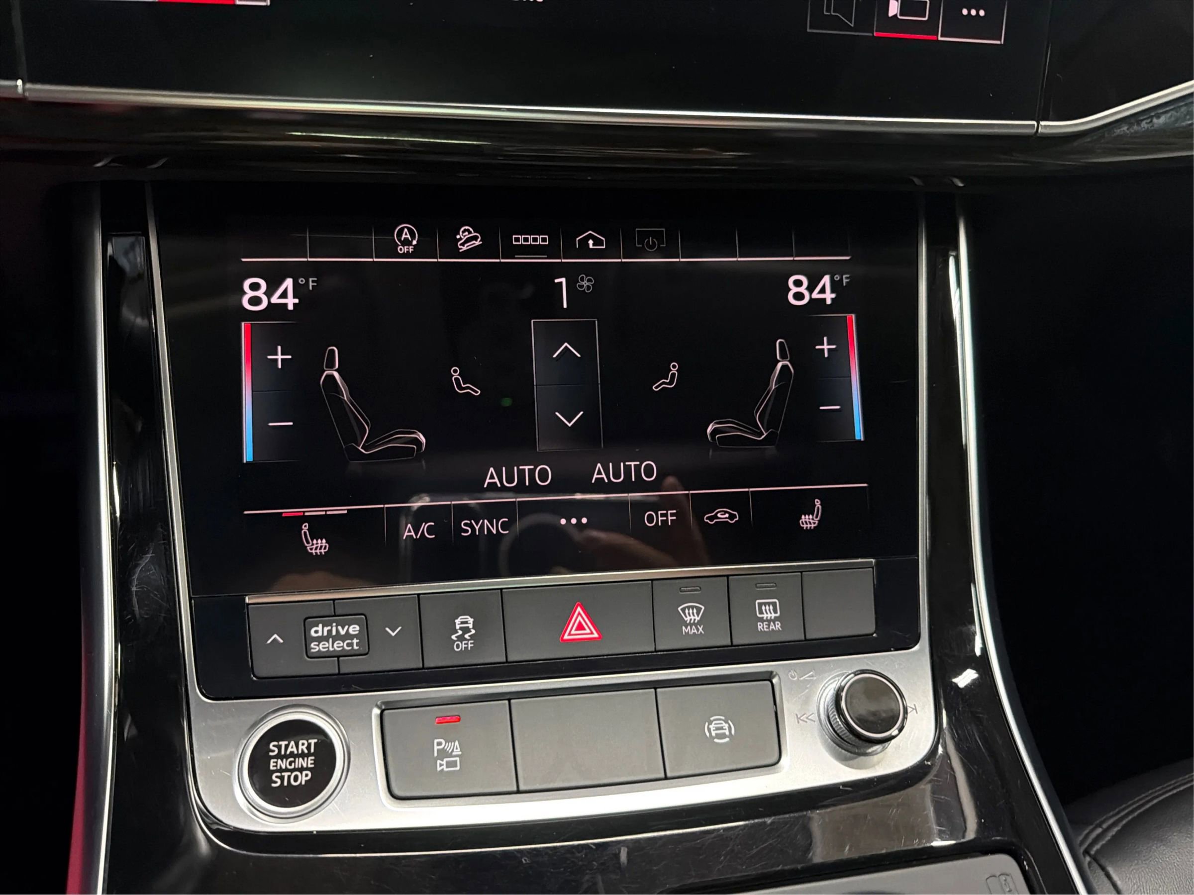 Used 2022 Audi Q7 3.0T Premium image 25