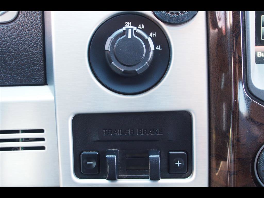 Used 2014 Ford F150 Platinum image 26