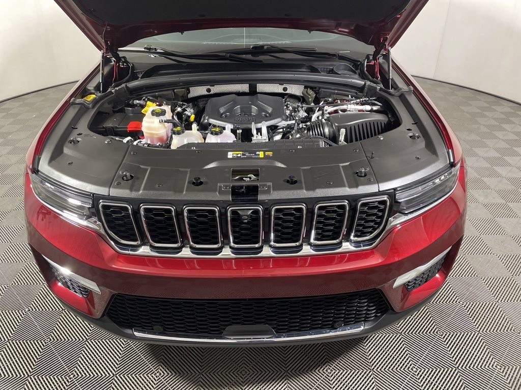 Used 2022 Jeep Grand Cherokee Limited 4xe w/ Luxury Tech Group II AWD/4WD image 25