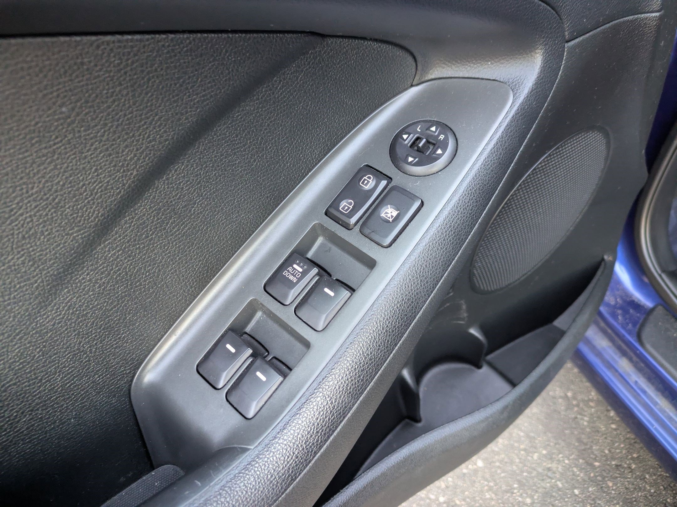 Used 2018 Kia Forte LX image 16