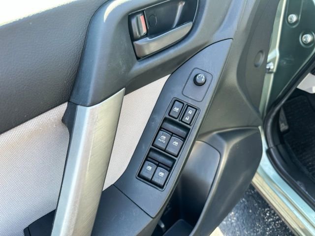 Used 2014 Subaru Forester 2.5i Premium w/ All-Weather Package AWD/4WD image 15