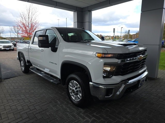 Used 2024 Chevrolet Silverado 2500 LT image 6