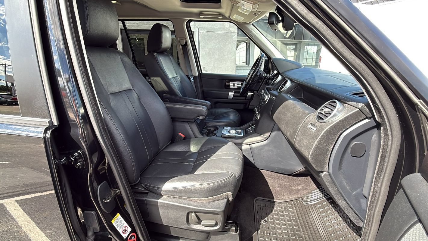 Used 2016 Land Rover LR4 HSE AWD/4WD image 19