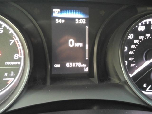 Used 2022 Toyota Camry SE image 38