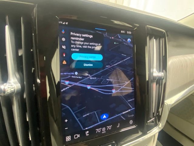 Used 2025 Volvo S90 T8 Ultra w/ Lounge Package image 19