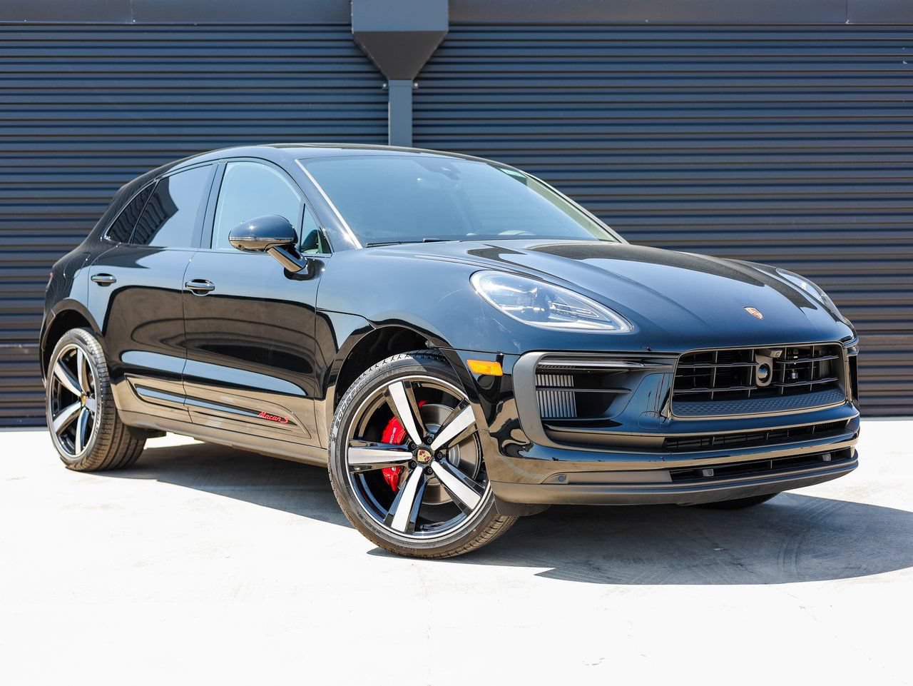Certified 2026 Porsche Macan S AWD/4WD image 9