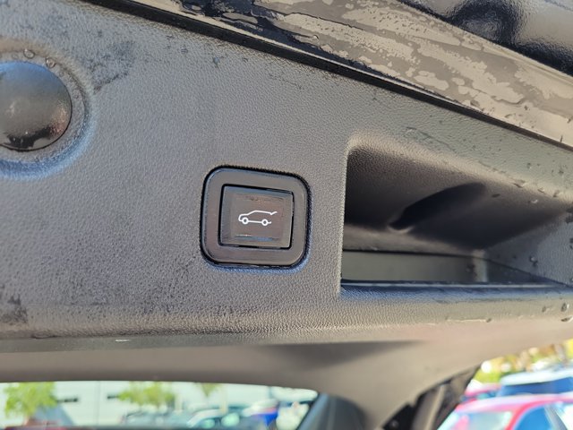 Used 2024 Chevrolet Equinox RS w/ RS Leather Package FWD image 10