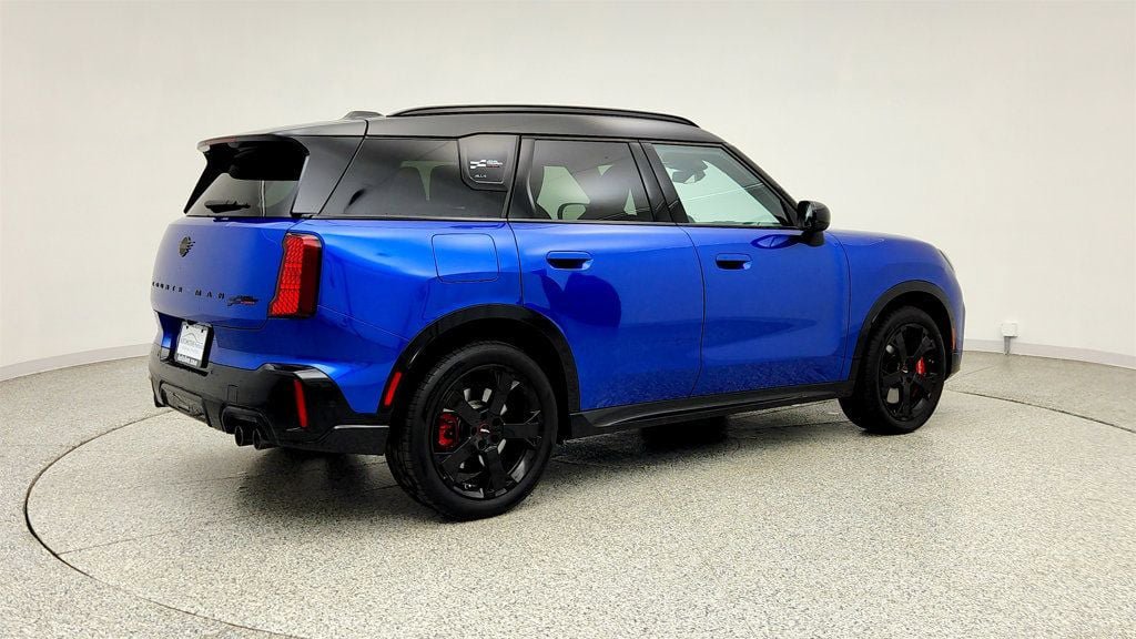 Used 2025 MINI Cooper Countryman John Cooper Works w/ Comfort Package Max AWD/4WD image 5