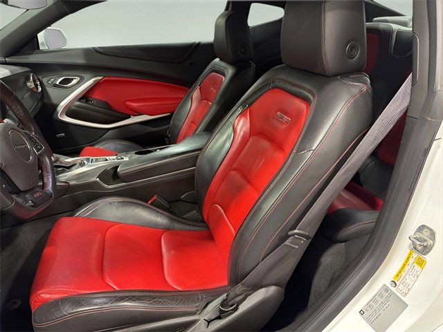 Used 2016 Chevrolet Camaro SS image 12
