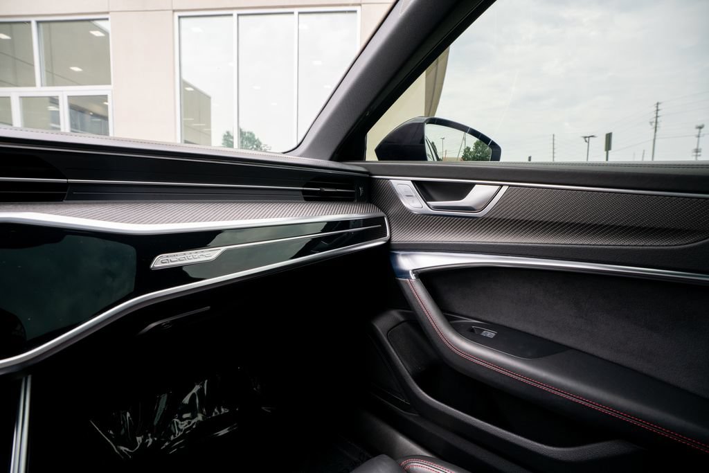 Used 2022 Audi RS 6 AWD/4WD image 49
