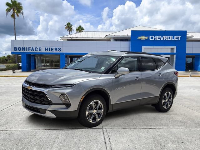 New 2026 Chevrolet Blazer LT w/ Convenience Package FWD image 2