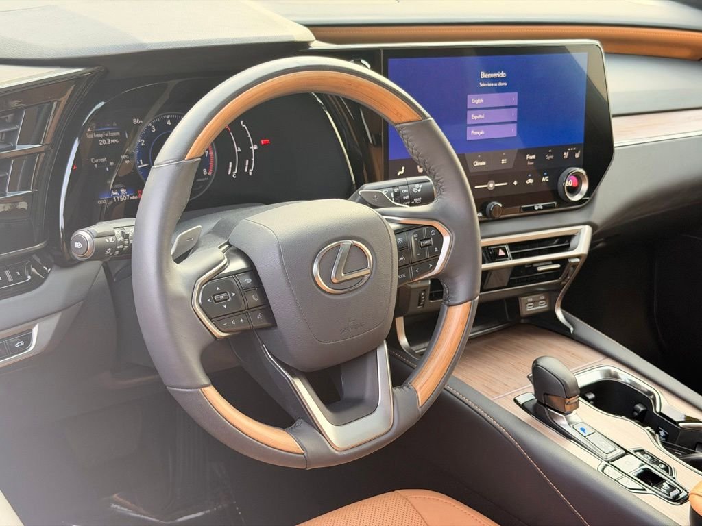 Used 2024 Lexus RX 350 Premium w/ Accessory Package (Z1) AWD/4WD image 21