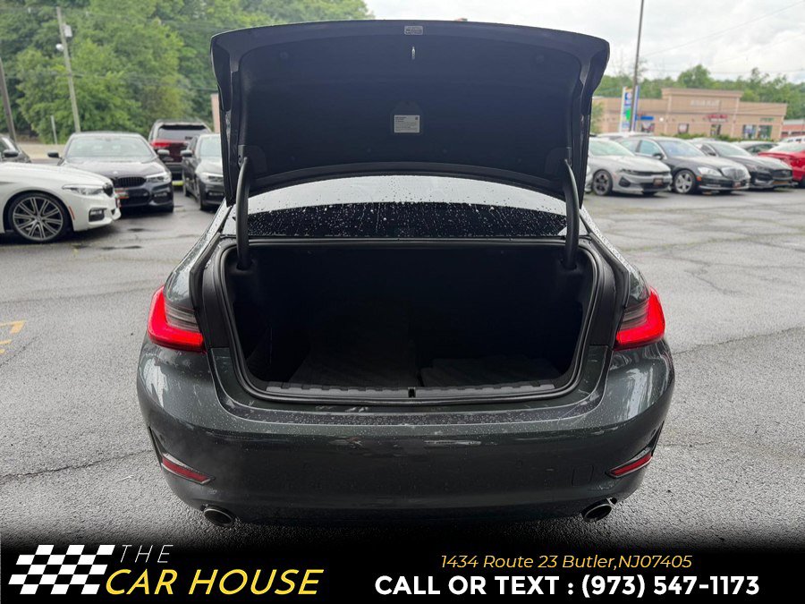 Used 2021 BMW 330i xDrive Sedan w/ Convenience Package AWD/4WD image 19