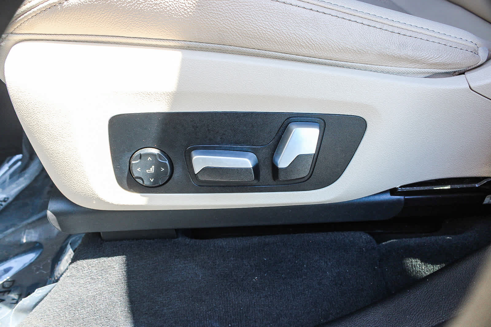Used 2022 BMW X3 sDrive30i w/ Convenience Package RWD image 20
