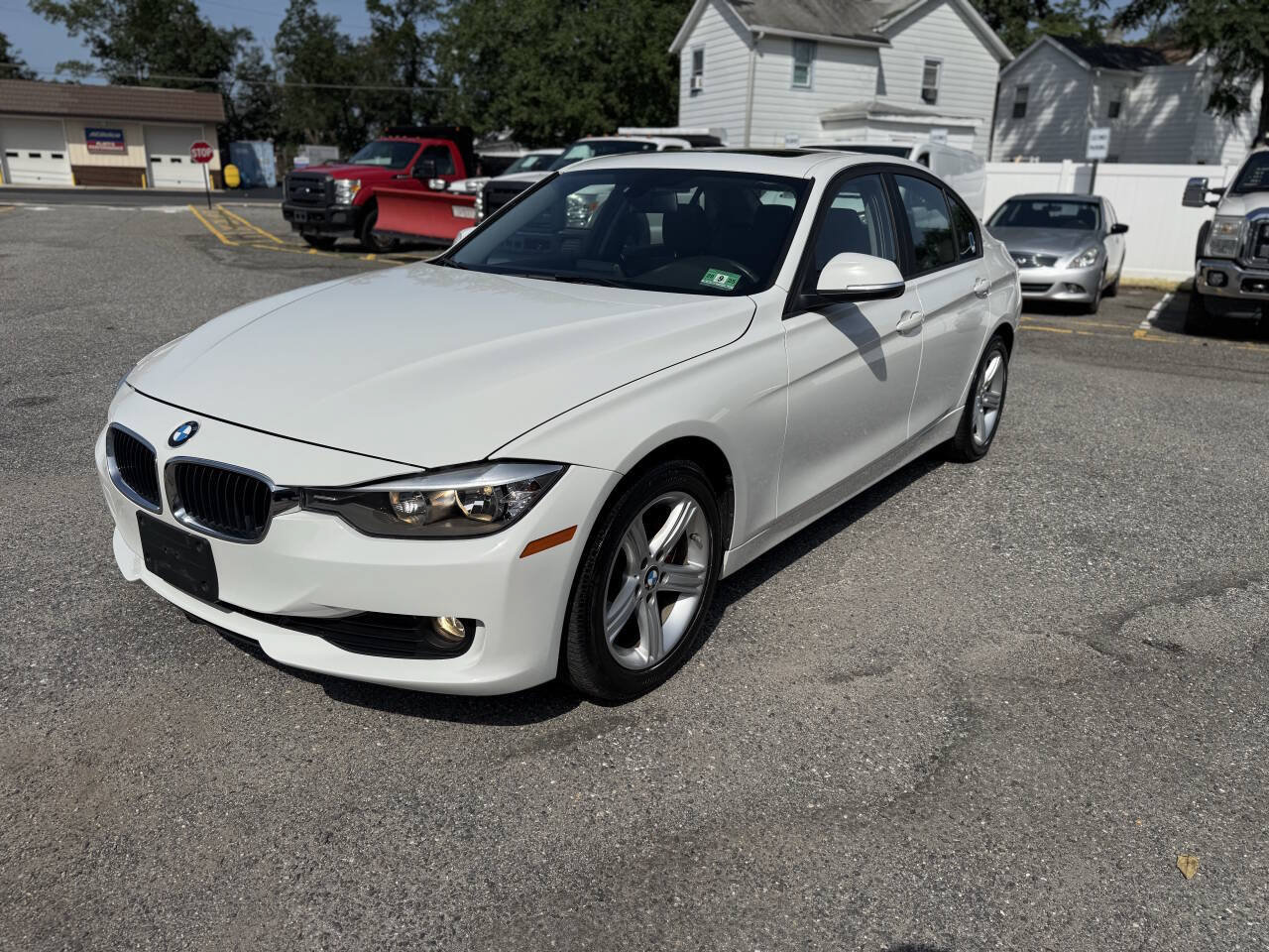 Used 2014 BMW 320i xDrive Sedan AWD/4WD image 17