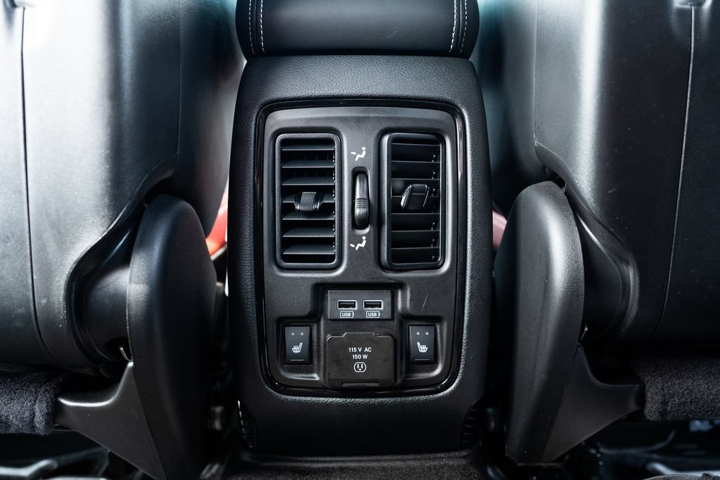 Used 2024 Dodge Durango SRT AWD/4WD image 17
