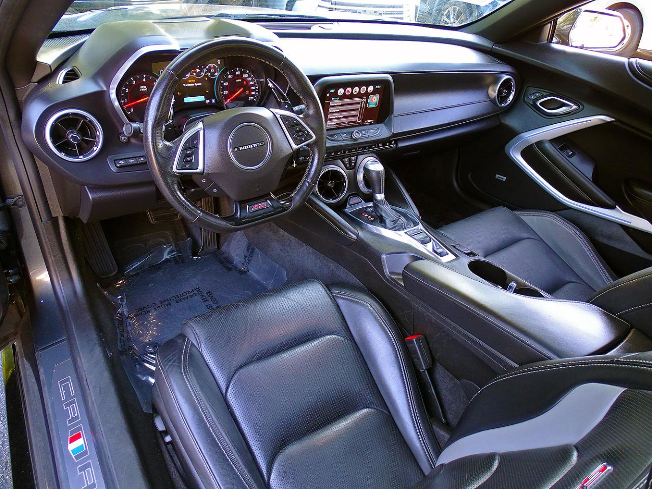 Used 2016 Chevrolet Camaro SS RWD image 23
