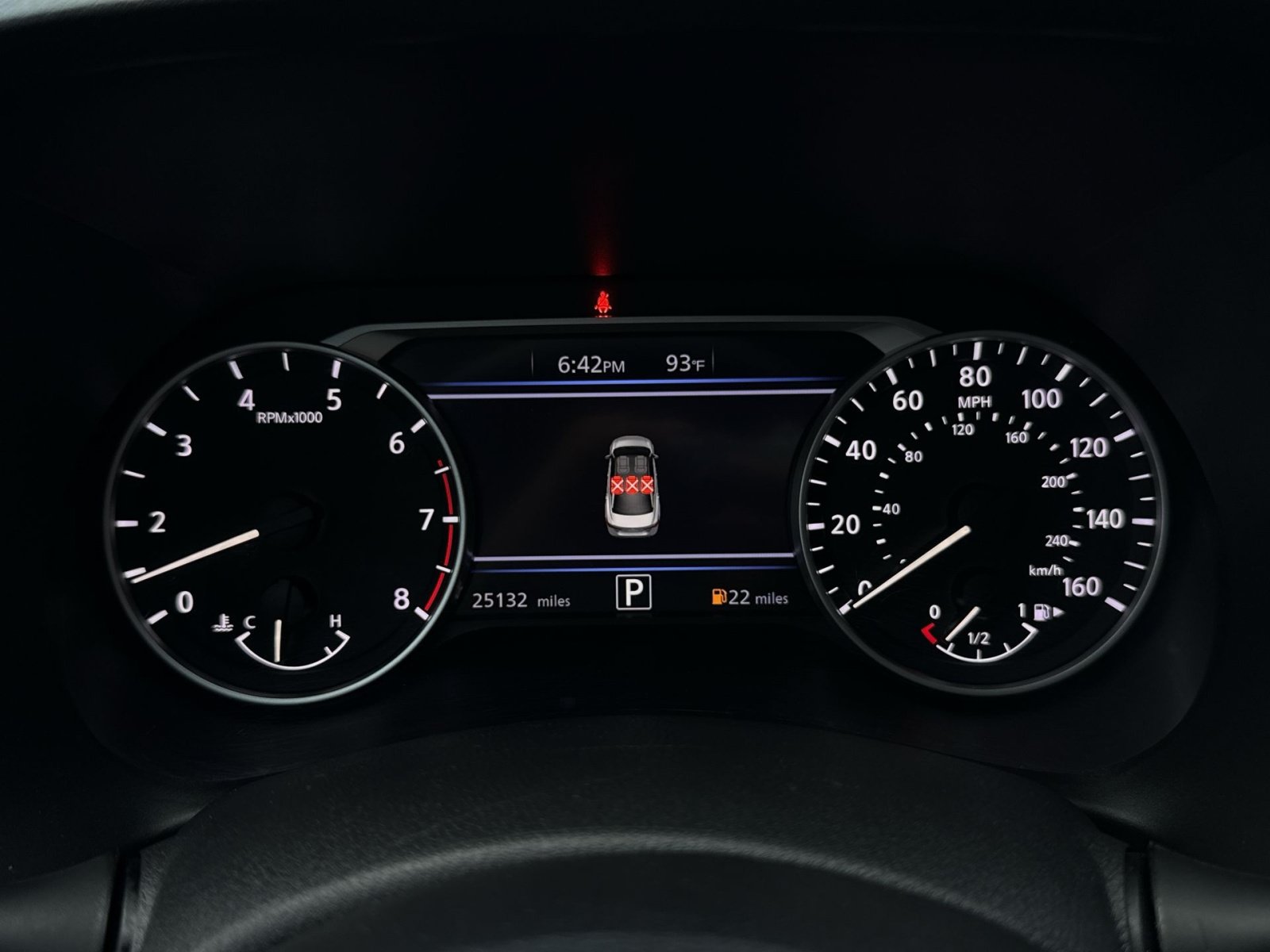 Used 2025 Nissan Sentra SR FWD image 17