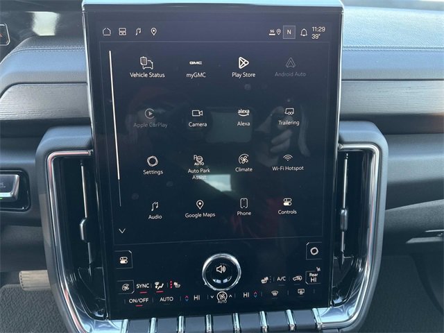 Used 2025 GMC Yukon Denali w/ Sun & Power Step Package image 21