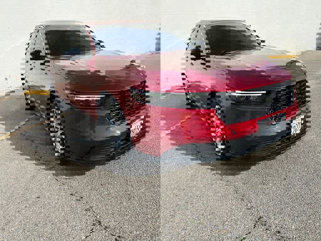 Used 2023 Honda Accord LX image 7