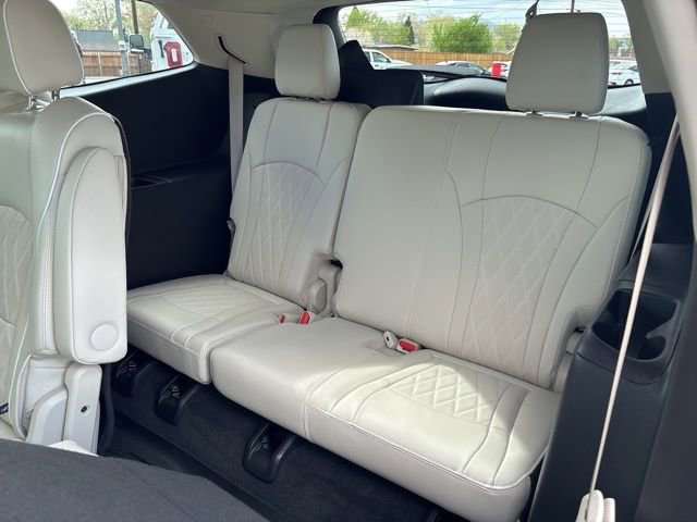 Used 2023 Buick Enclave Avenir image 26