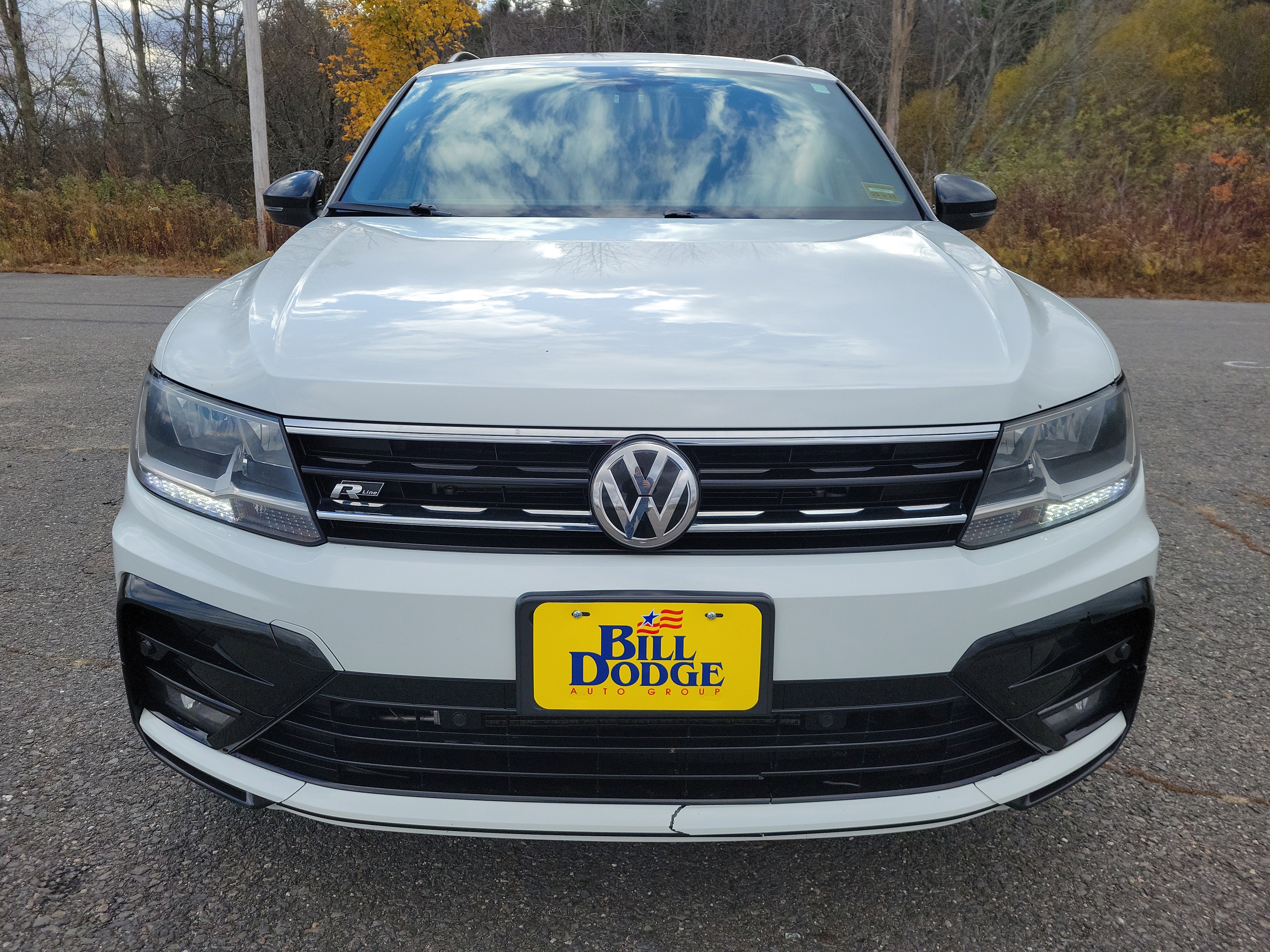 Used 2019 Volkswagen Tiguan SEL Premium R-Line image 2