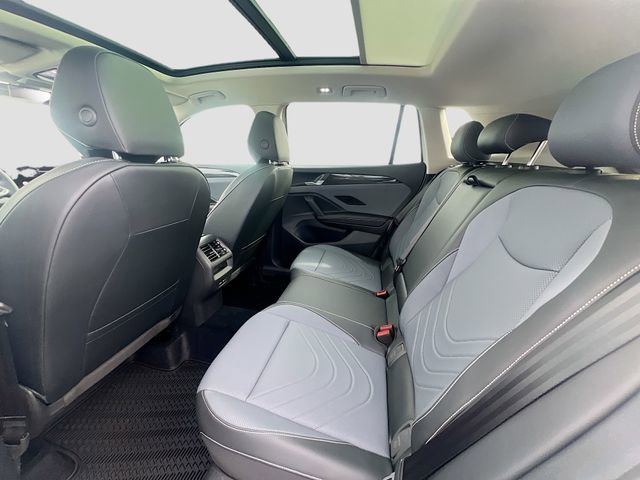 New 2026 Volkswagen Tiguan SE image 23