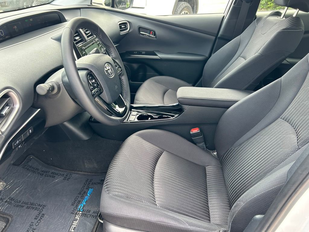 Used 2022 Toyota Prius Prime LE FWD image 11