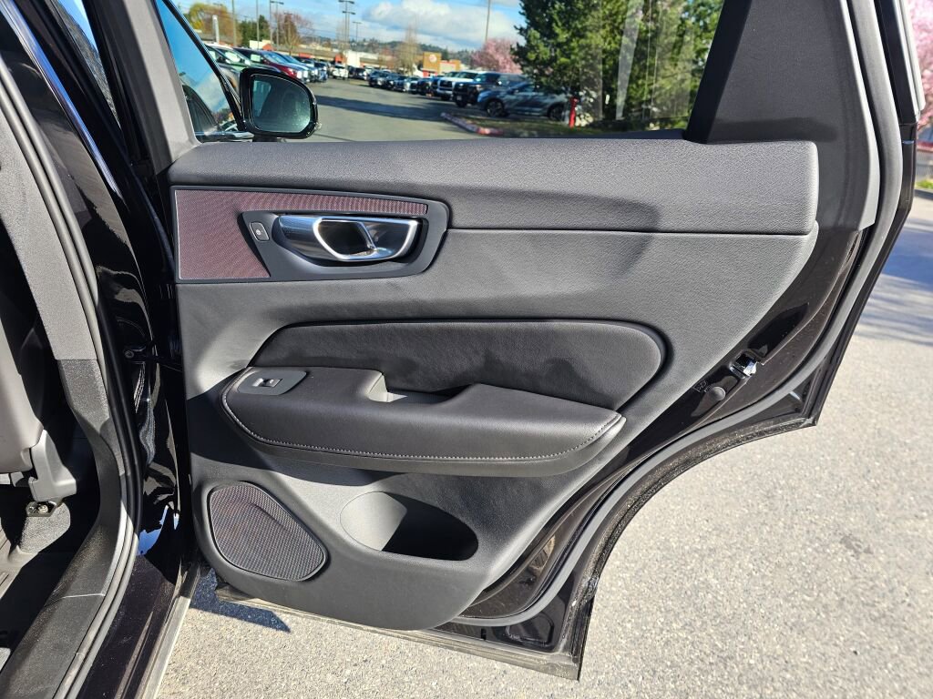 Used 2024 Volvo XC60 T8 Plus w/ Protection Package Premier image 14