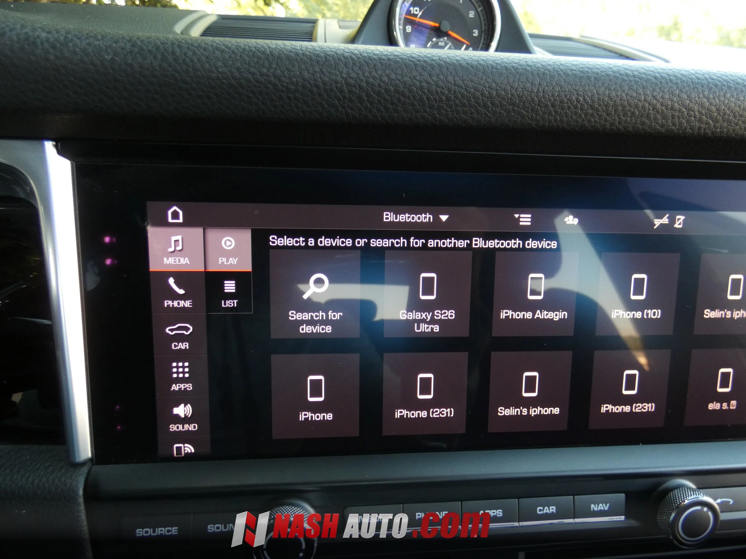 Used 2020 Porsche Macan AWD/4WD image 53