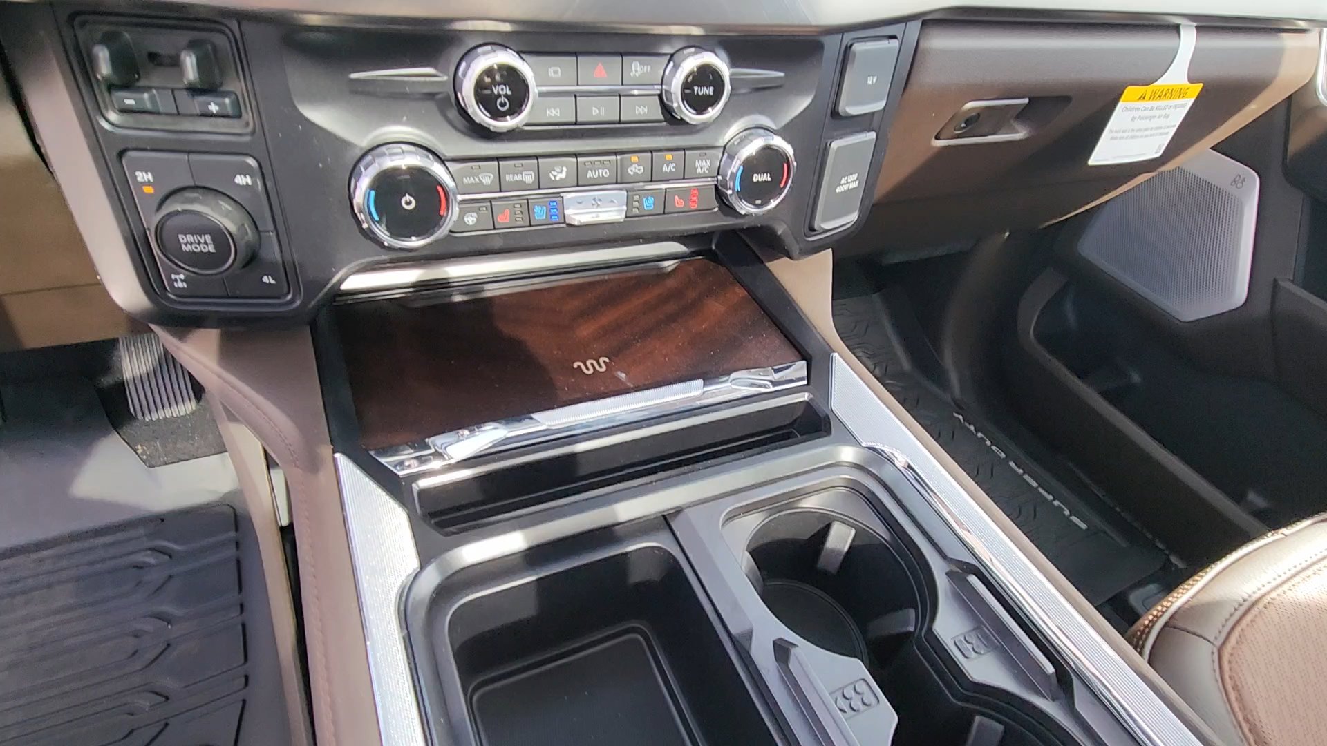 New 2026 Ford F250 King Ranch w/ Chrome Package image 38