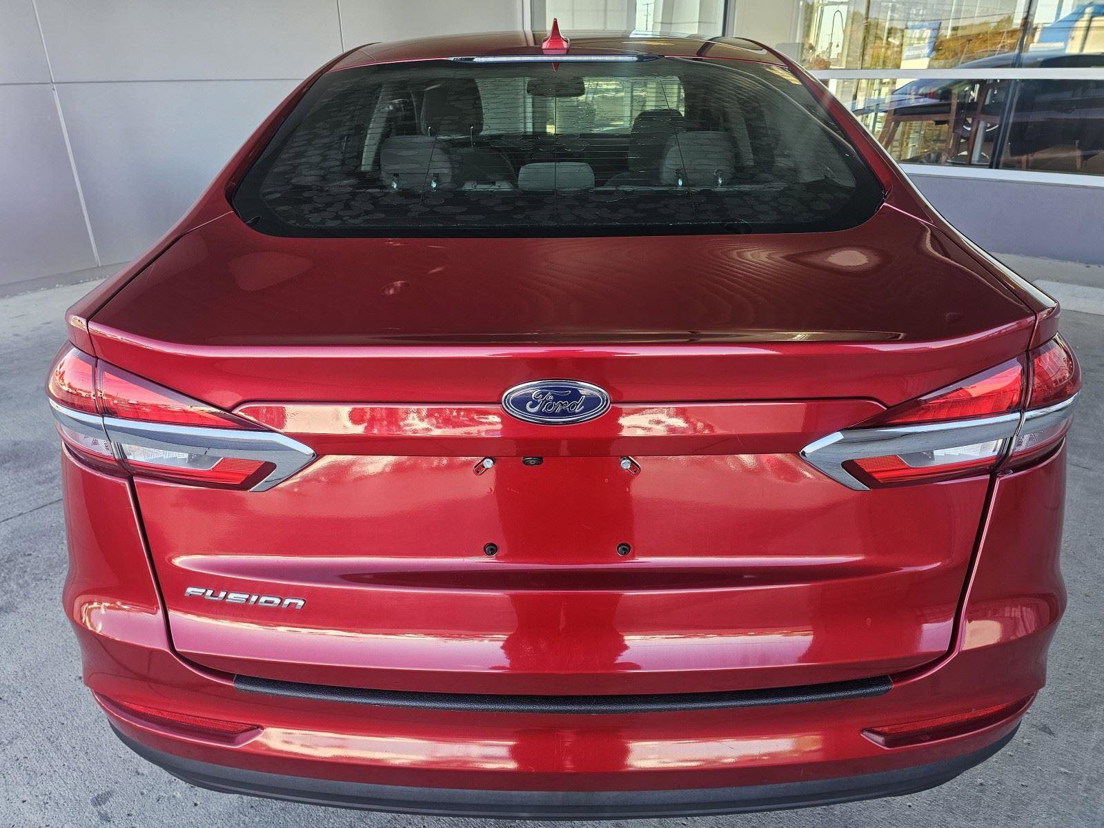 Used 2020 Ford Fusion S image 4