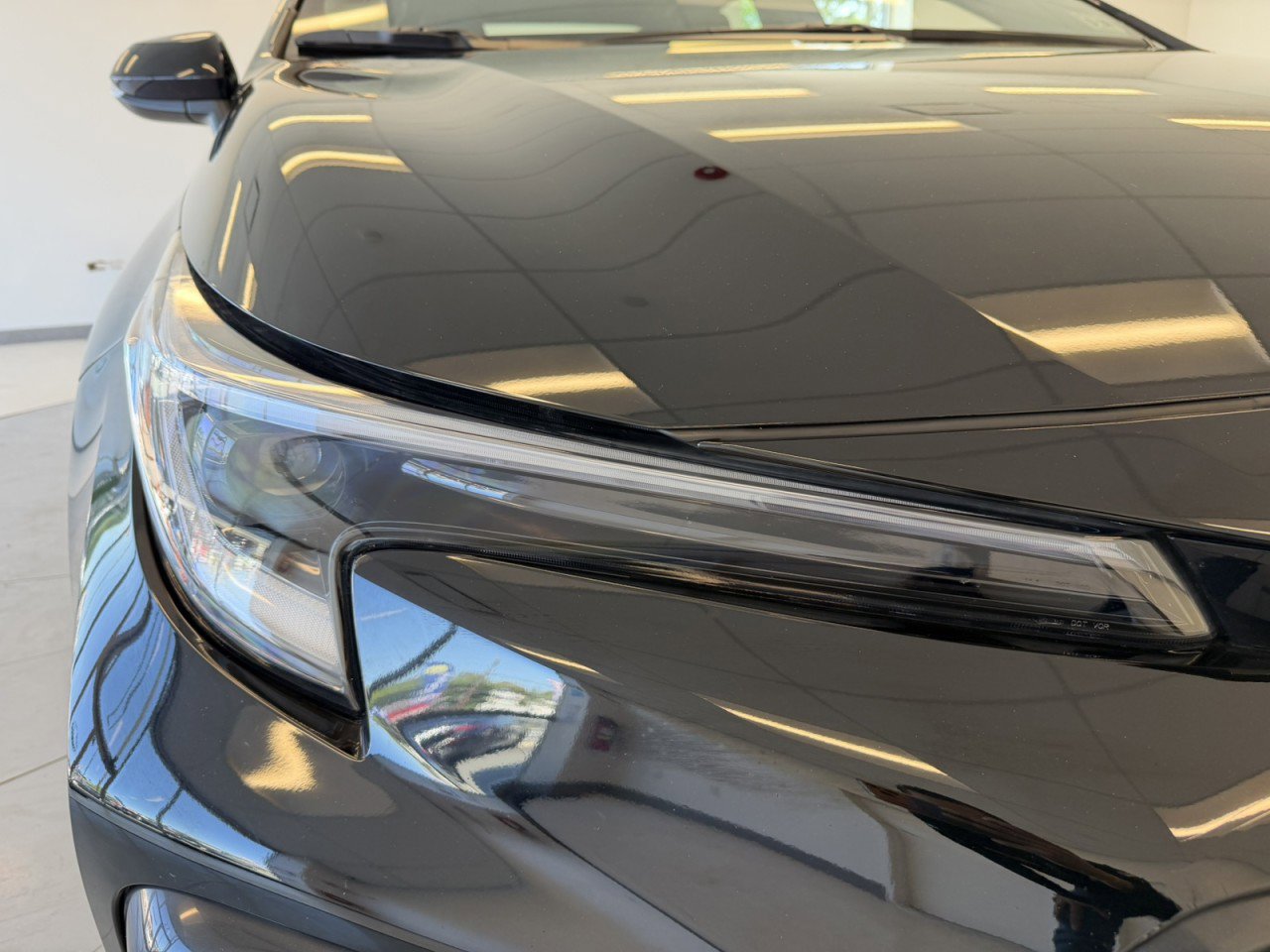 Used 2023 Toyota Corolla SE w/ Carpet Mat Package (TMS) FWD image 39