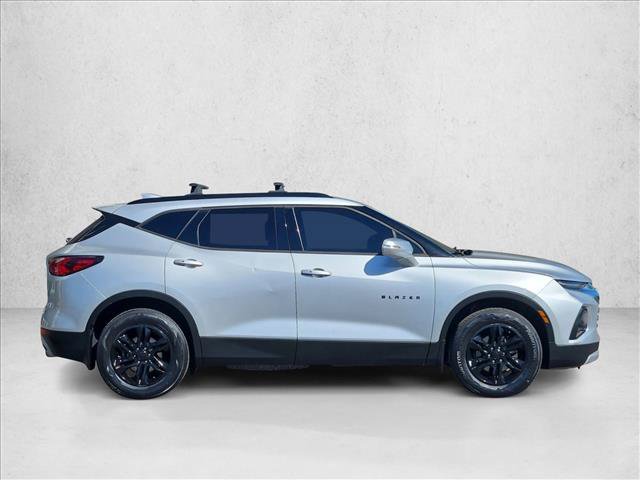 Used 2019 Chevrolet Blazer LT FWD image 9