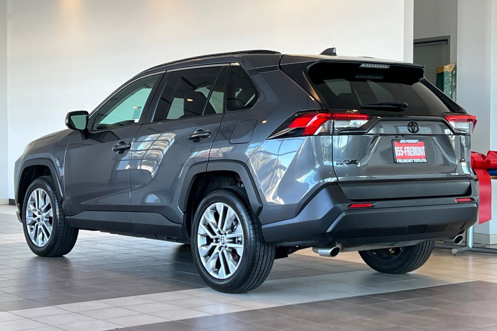 Certified 2022 Toyota RAV4 XLE Premium image 6