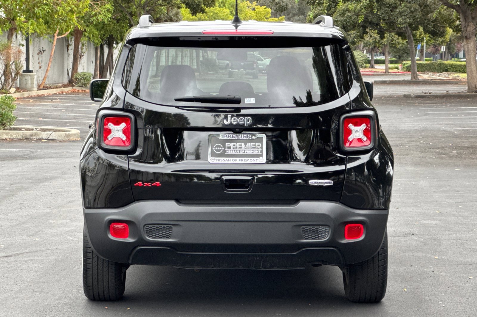 Used 2022 Jeep Renegade Latitude w/ Convenience Group image 5